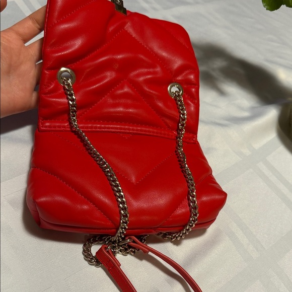Zara Red Quilted Wristlet with Gold Chain - Picture 4 of 4